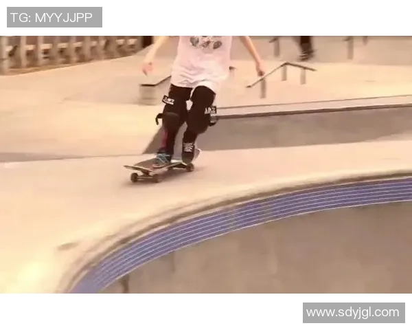 极限运动嘉年华精彩回顾北京滑板队展现出色灵活性与团队默契